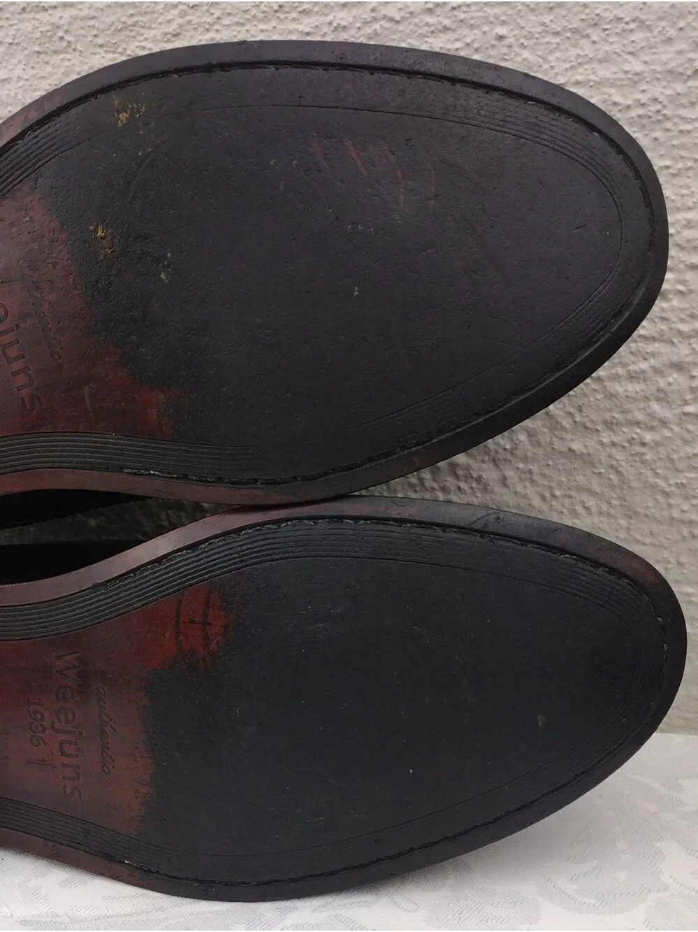 Bass Weejuns Rooney Wine Polished Leather Hand Stitched Upper Penny Loafer Shoe